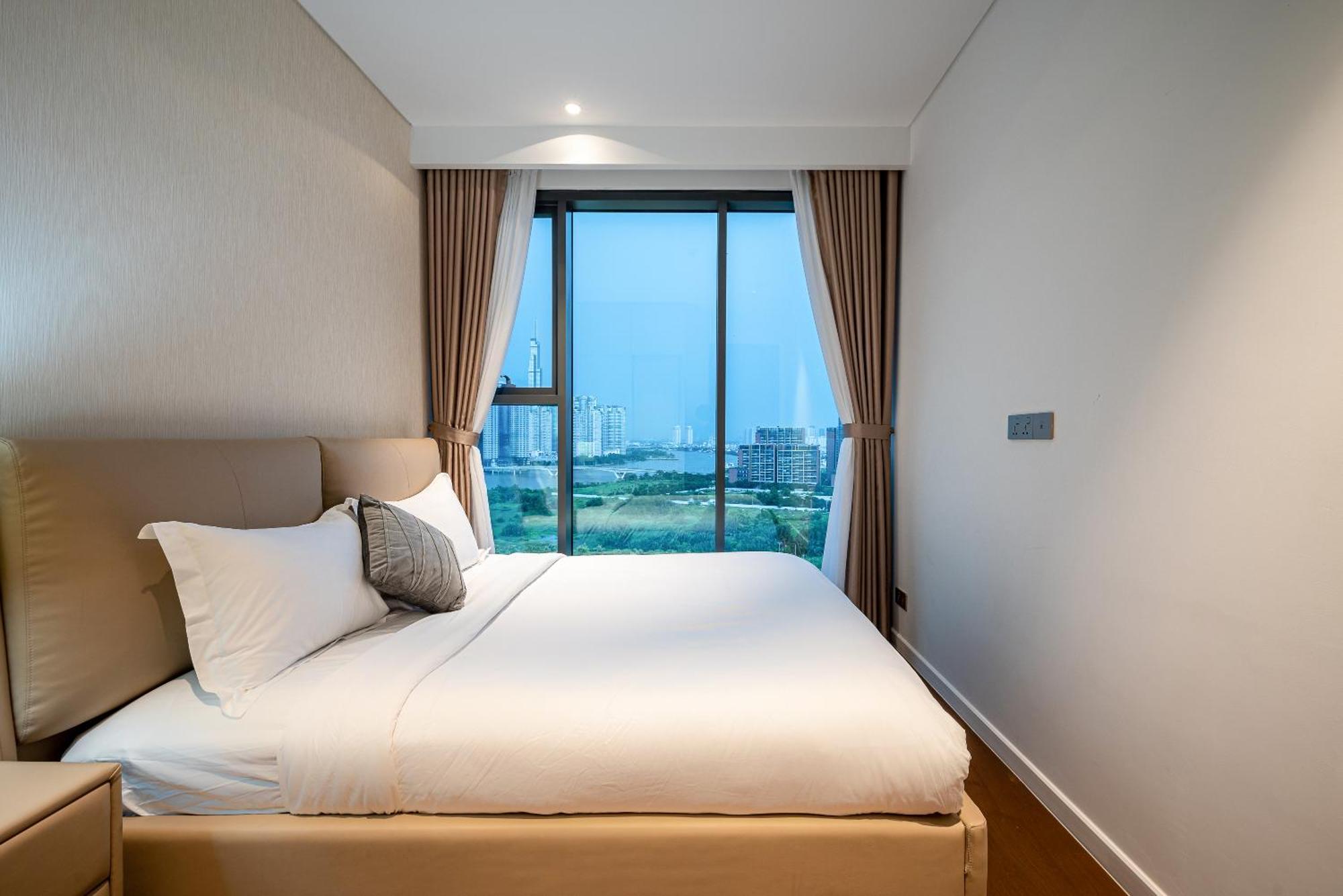 Metropole Sy's * Ho Chi Minh City
