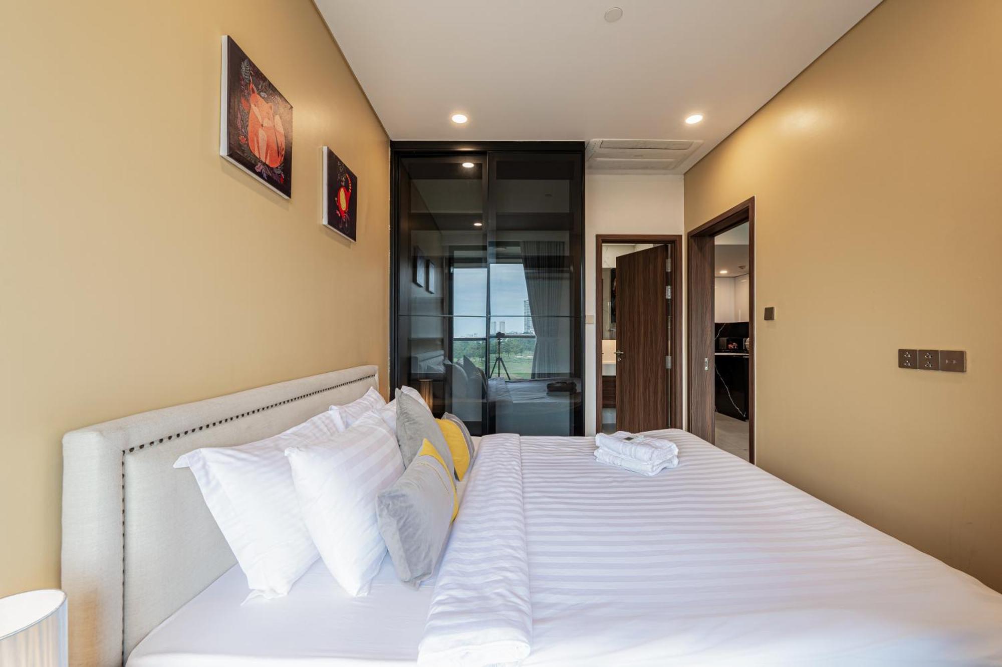 Metropole Sy's * Ho Chi Minh City